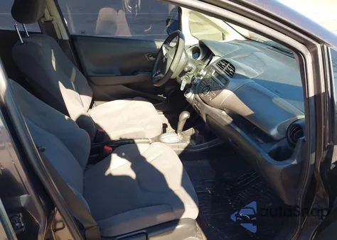 2013 Honda Fit z USA, uszkodzony, nr VIN JHMGE8H37DC000528